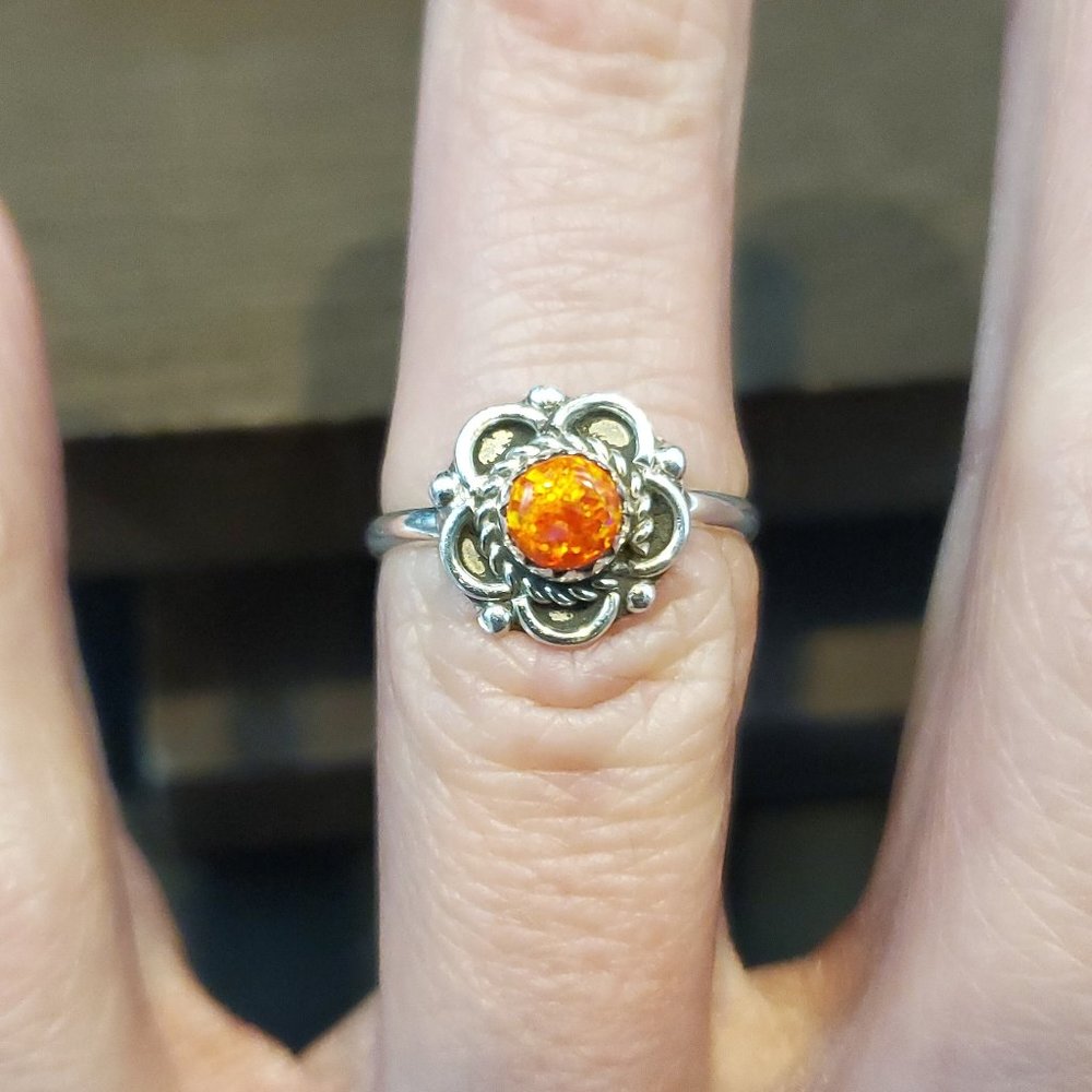 Size 6 925 Sterling Silver Fire Opal Unique Style Ring